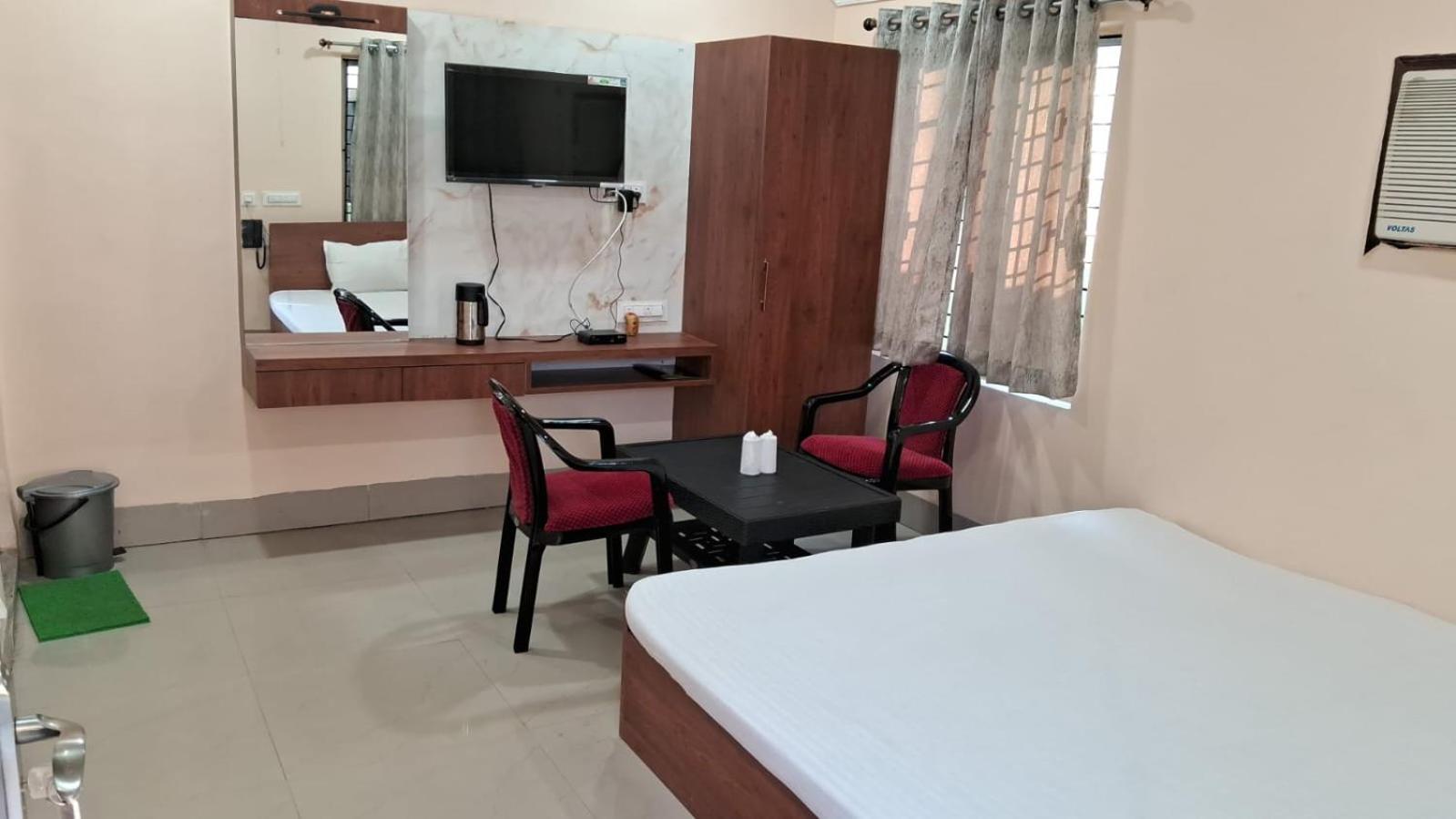 New Mouchak Hotel & Resorts Tajpur Eksteriør bilde