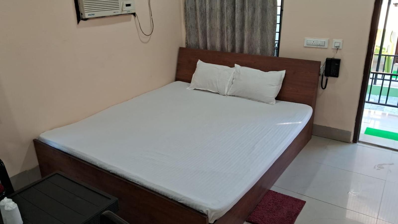 New Mouchak Hotel & Resorts Tajpur Eksteriør bilde