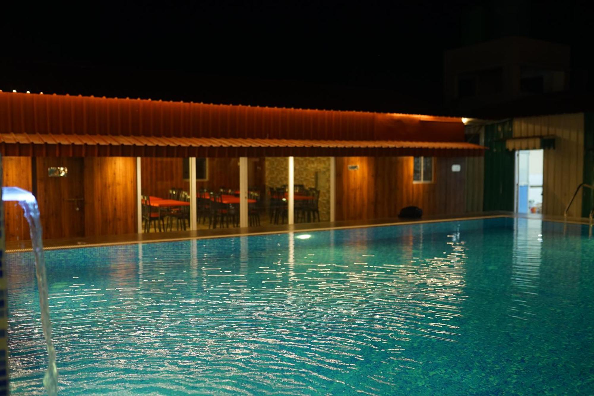 New Mouchak Hotel & Resorts Tajpur Eksteriør bilde